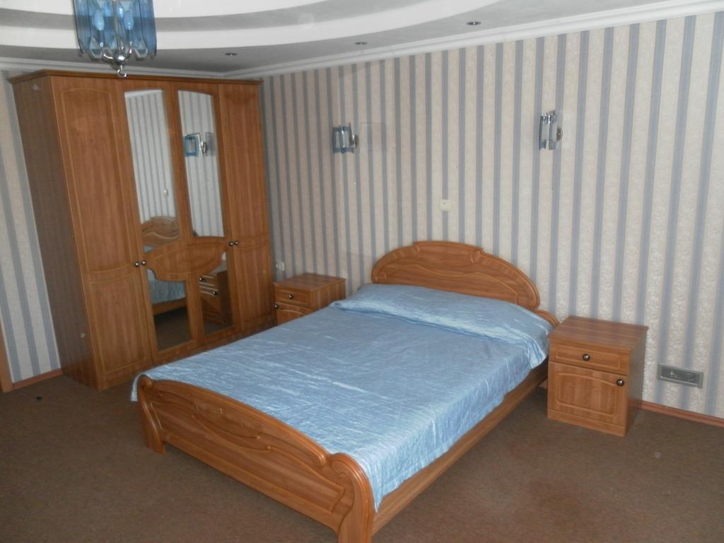 جومل Guest House Svoyaky الغرفة الصورة